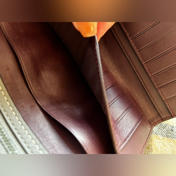 Coach Leather Wallet - Picture 5 of 9